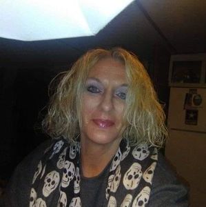 Meet your Posher, Eva